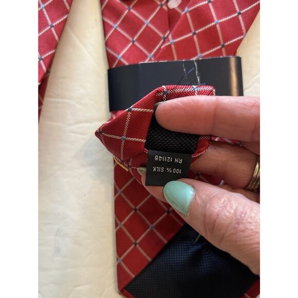 NWT NAUTICA Silk Repp Necktie Mens 3.25" Red Blue Diamond Pattern Tie Classic - Picture 3 of 4